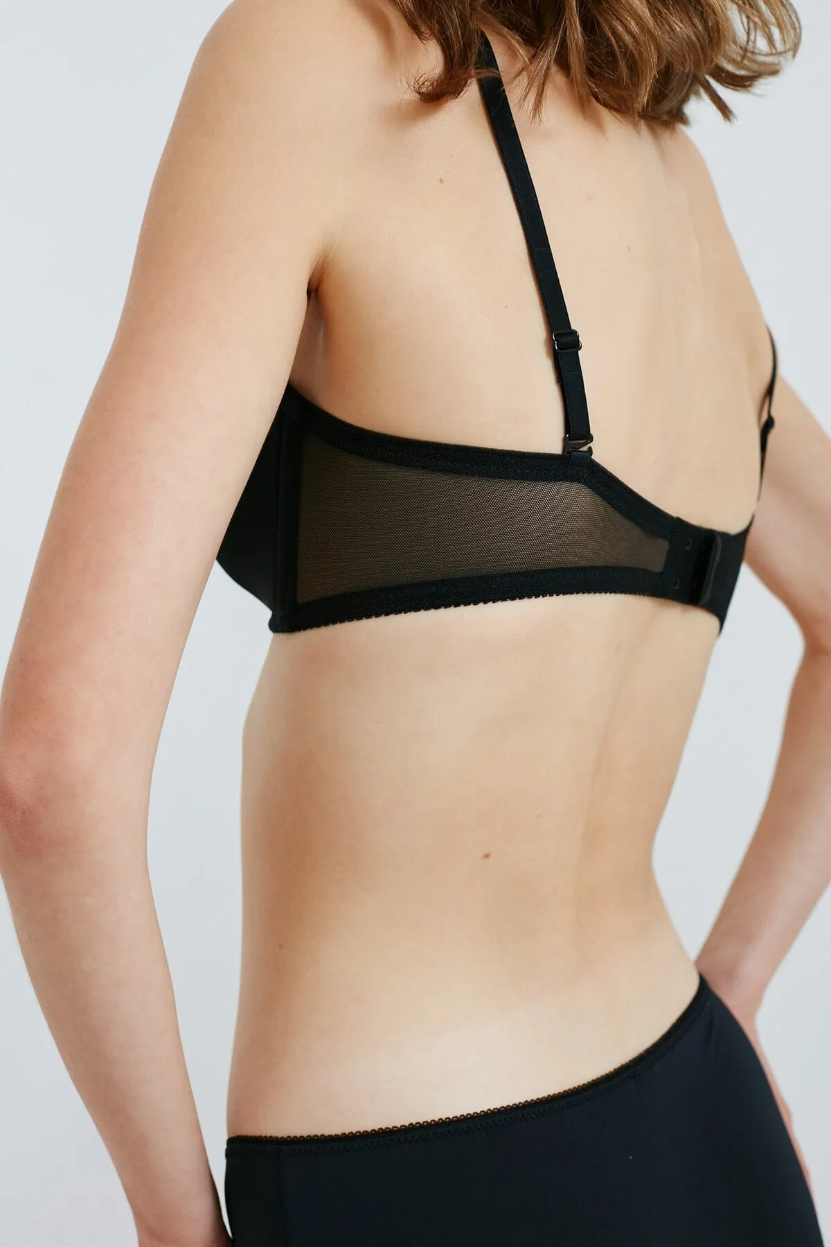 Lotus Unfilled Bra - Strapless Push Up Bra