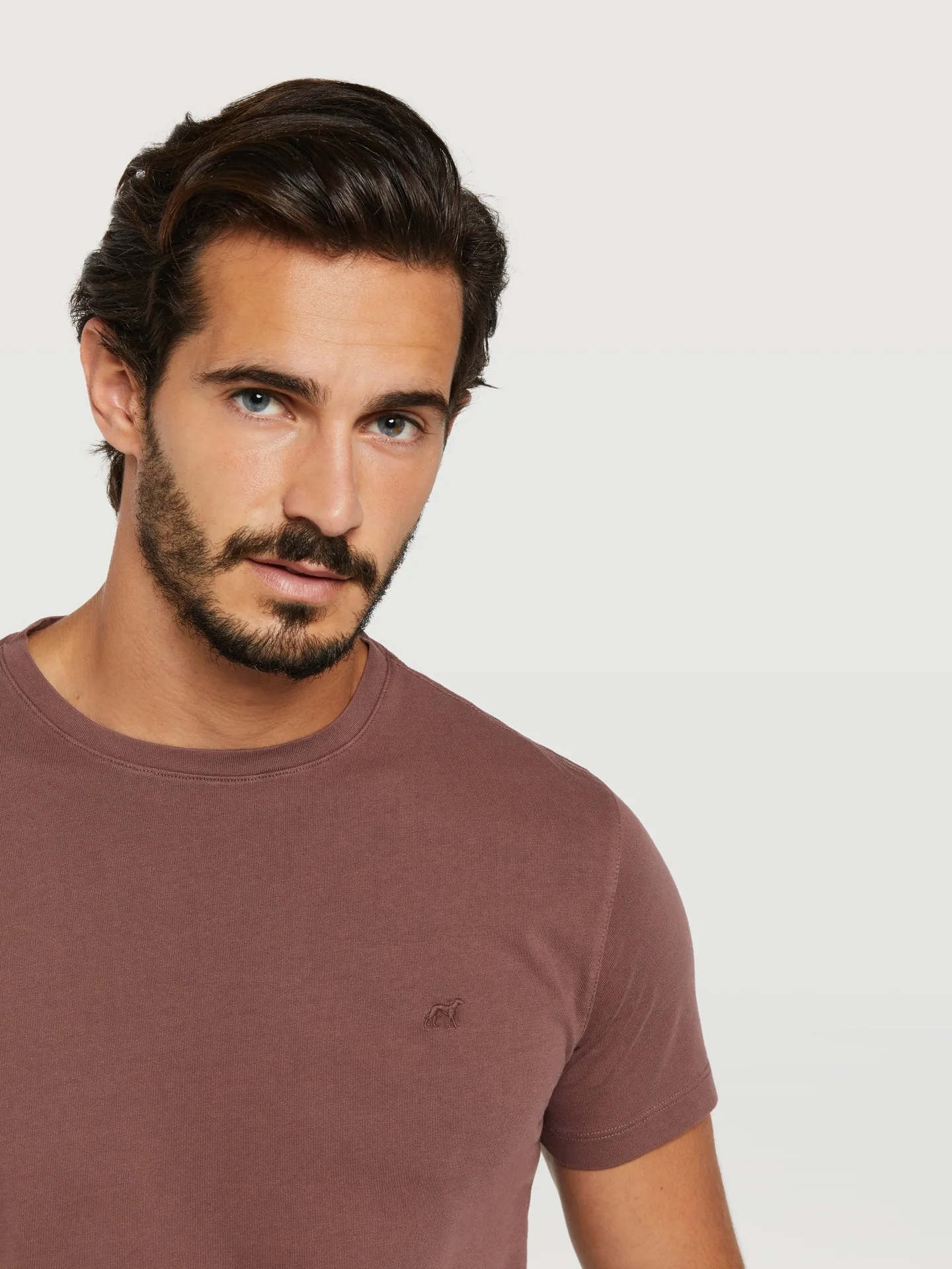 Luxe leisure edition logo embroidered t-shirt