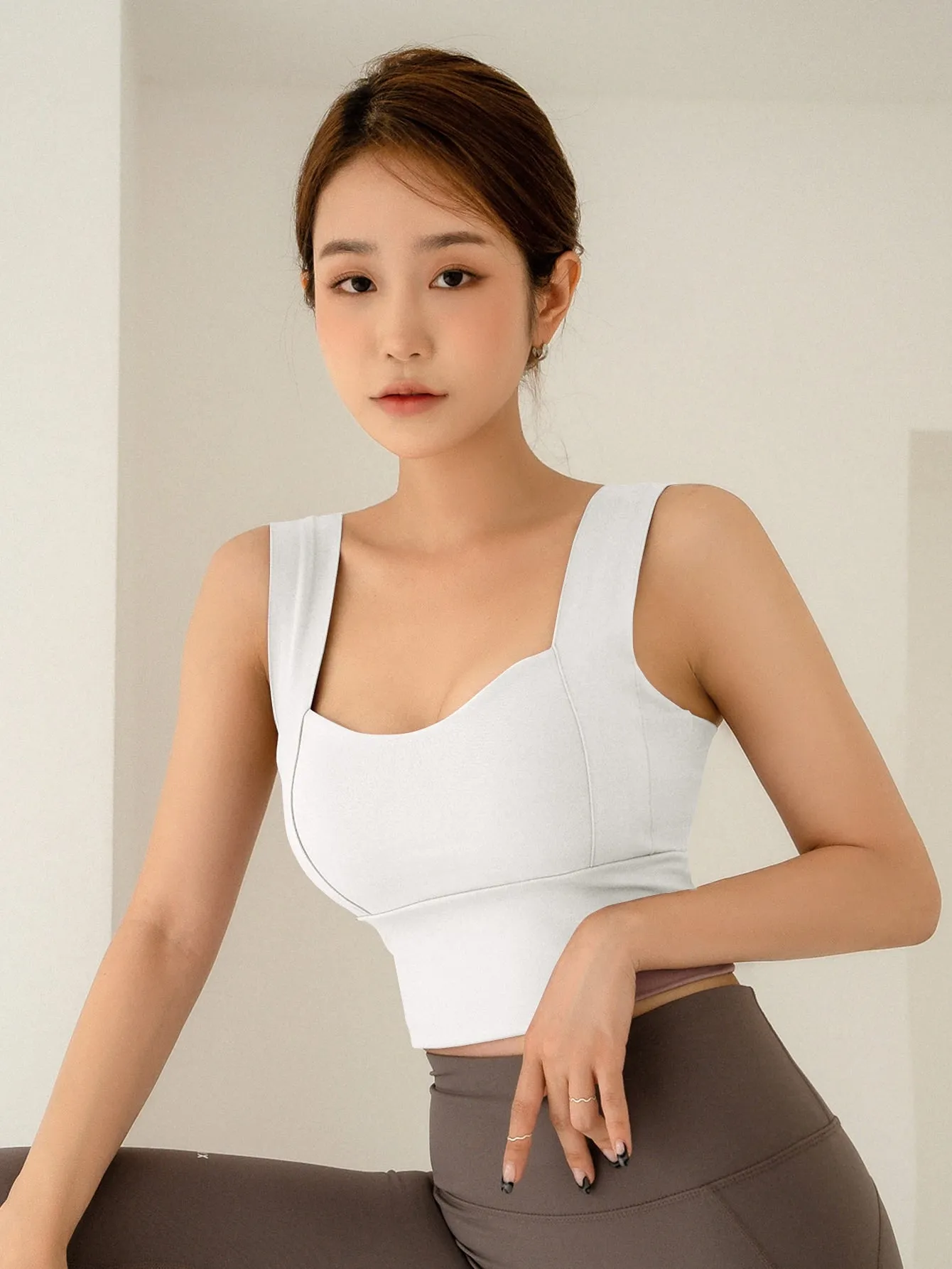 Solid High Support Sports Bra FW22