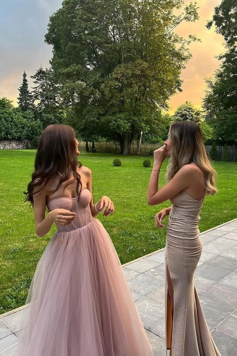 Tvuyet Elegant Tulle Short Prom Dresses for Teens Ball Gown Corset Homecoming Dresses Tea Length Formal Cocktail Dress