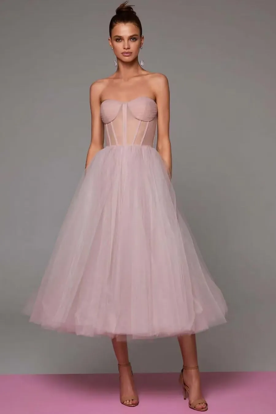 Tvuyet Elegant Tulle Short Prom Dresses for Teens Ball Gown Corset Homecoming Dresses Tea Length Formal Cocktail Dress