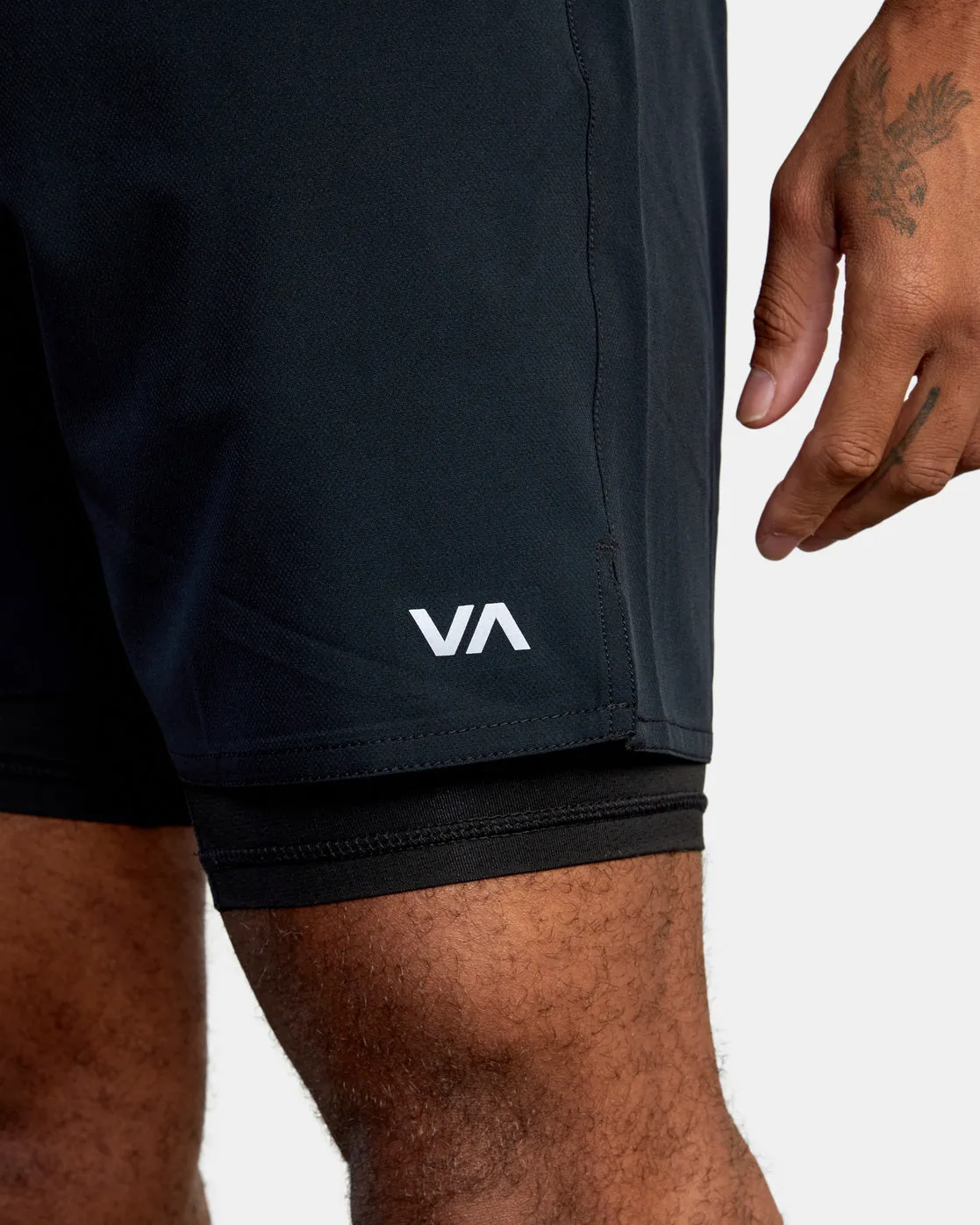 Yogger Train 2-In-1 17" Workout Shorts - Black Multi