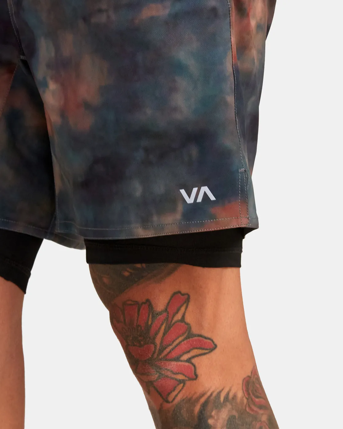 Yogger Train 2-In-1 Elastic Waist Workout Shorts 17" - Camo Wash