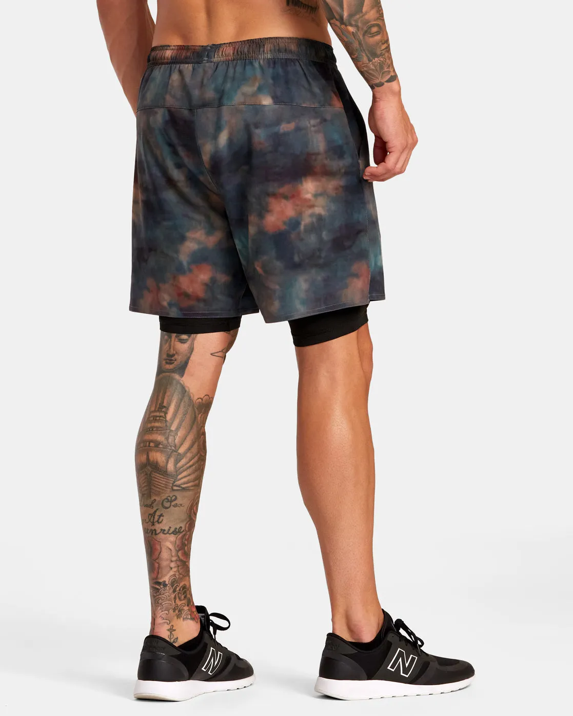 Yogger Train 2-In-1 Elastic Waist Workout Shorts 17" - Camo Wash